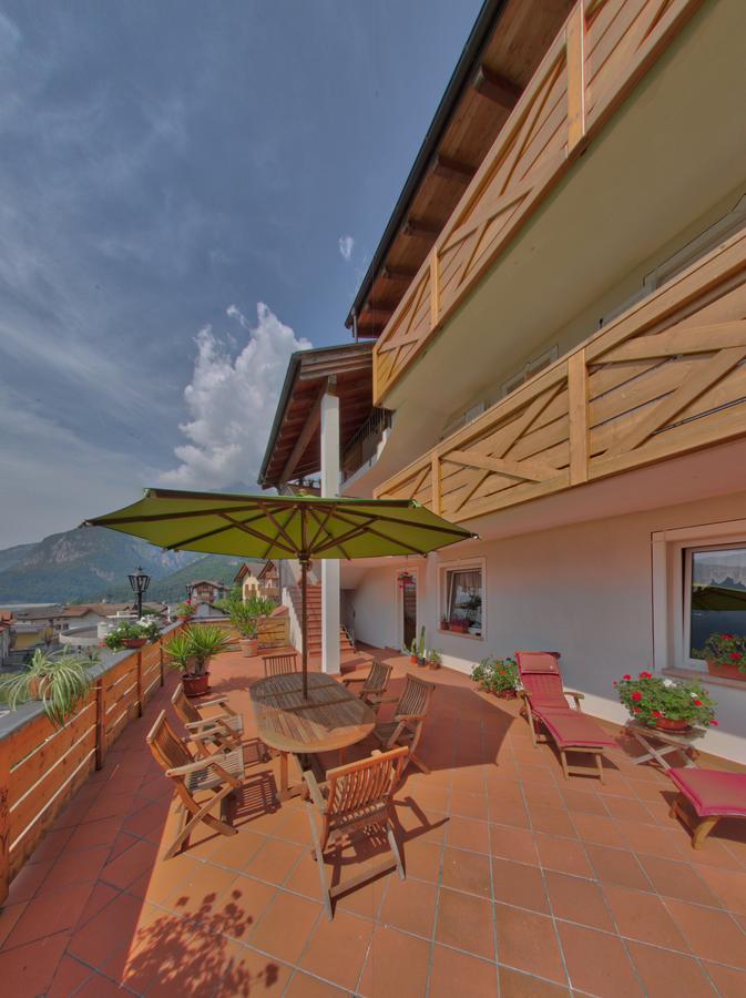 Hotel Garni Villanova โมลเวโน ภายนอก รูปภาพ